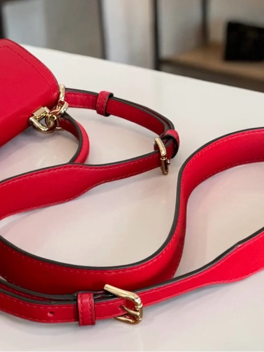 Authentic Michael Kors Red Leather Top-Handle Crossbody Bag! - Picture 10 of 14